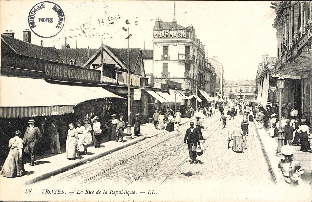 Troyes 1900 (2) : Commerçants et ouvriers - 11 km de patrimoine